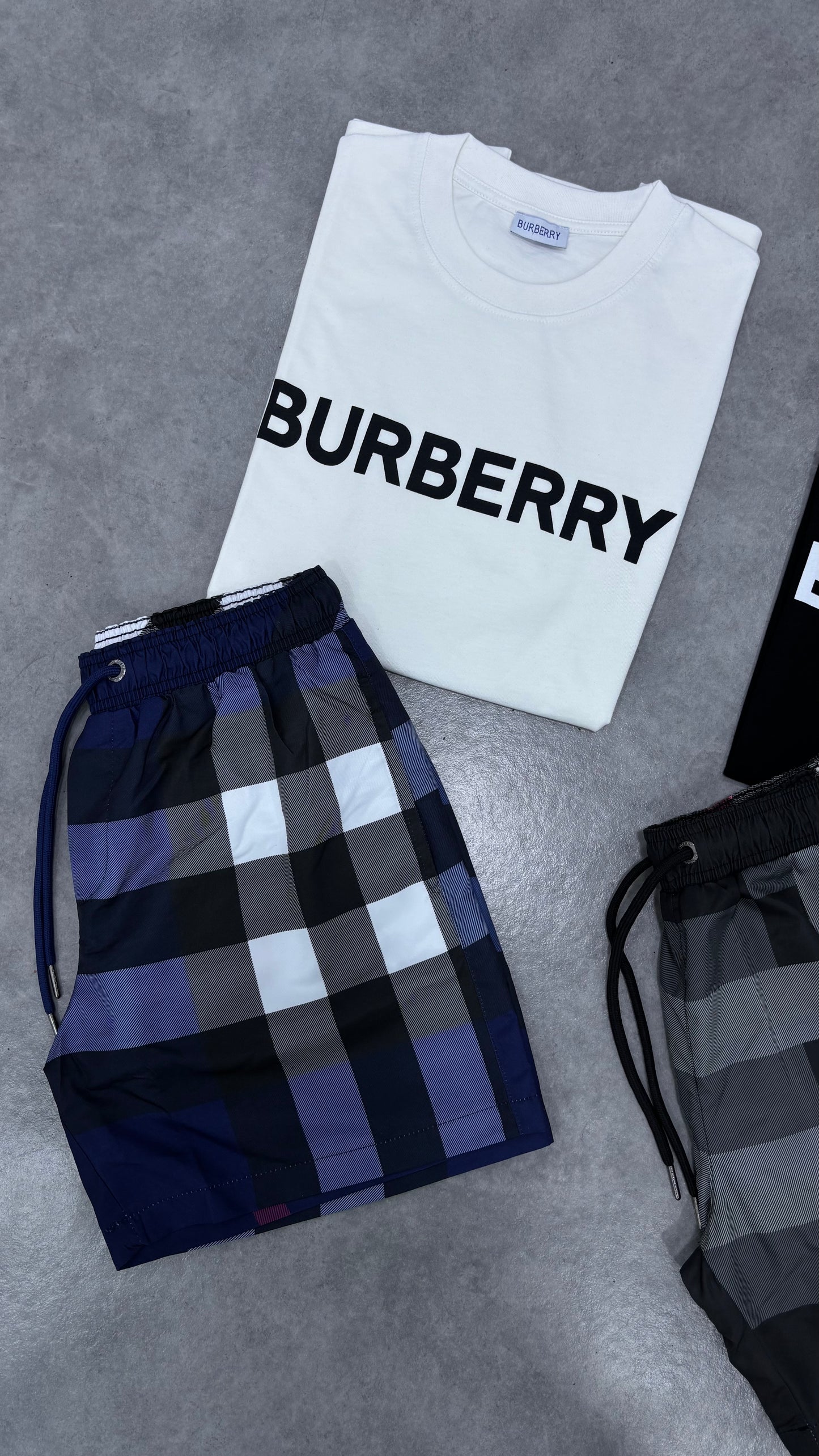 Short burberry bleu