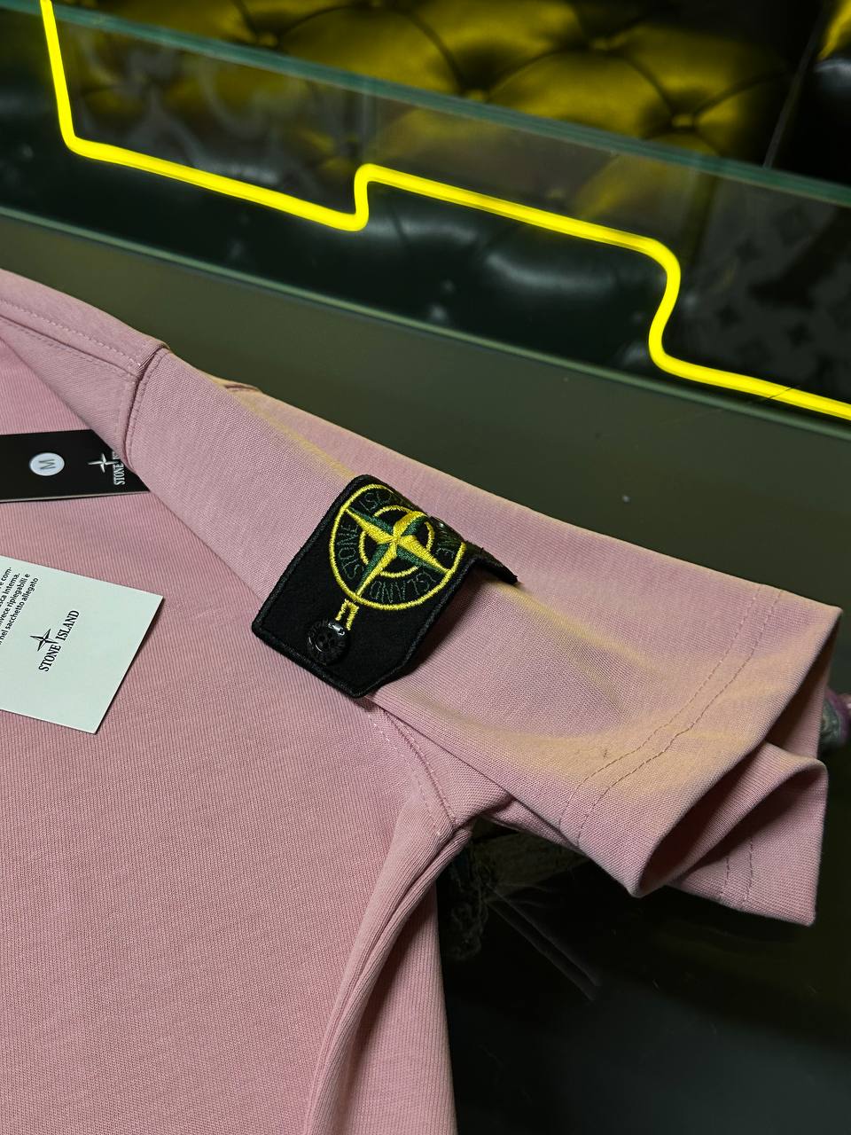 Tshirt stone island a motif Rose