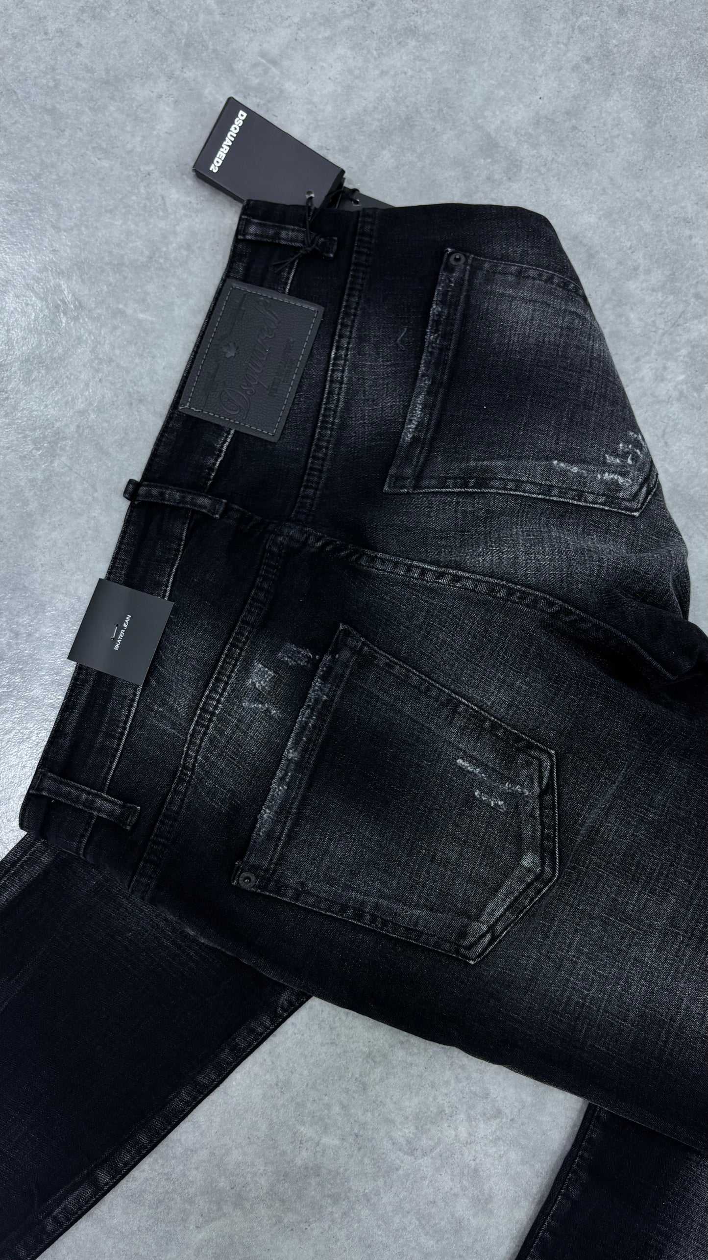 DSQUARED2 NOIR